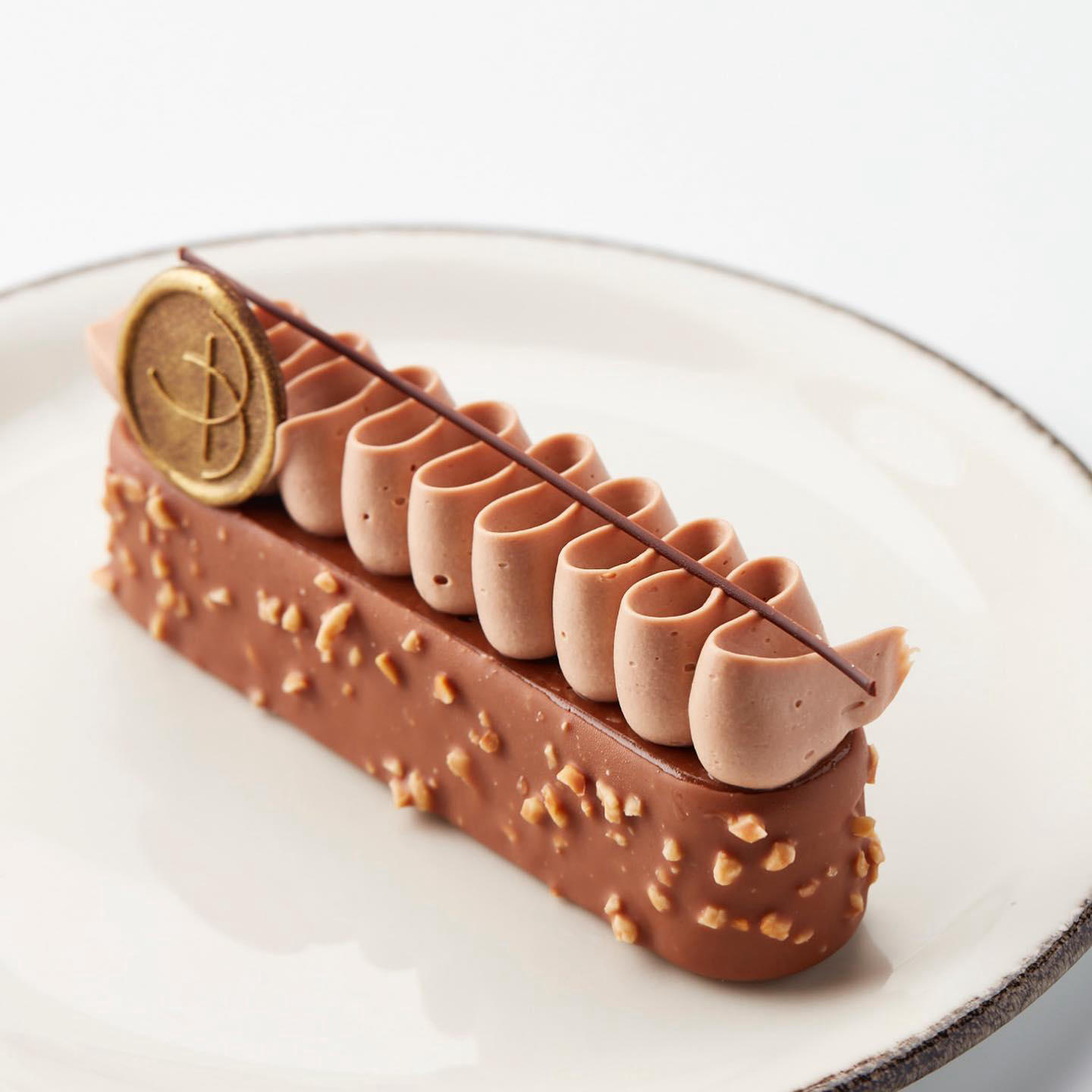 Bachour’s “Rocher” Bar recipe in my new book Bachour Buffets by #booksforchefsofficial