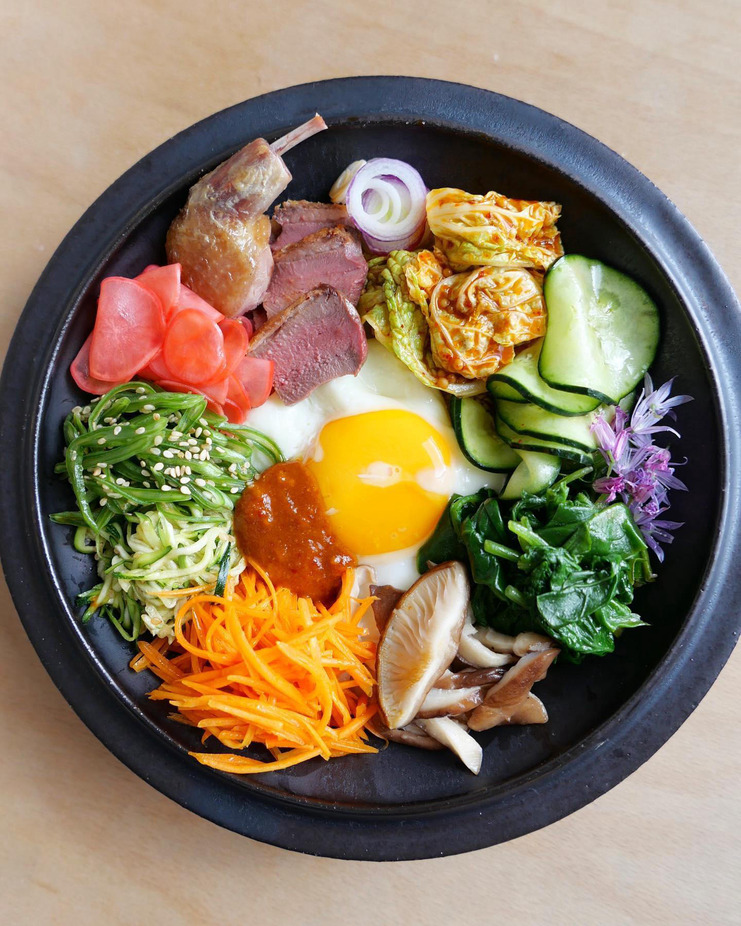 image  1 Taku Sekine - Bibimpap→ carrot, courgette, green bean(raw, salt, sugar, sesam oil)→shiitaké, spinac