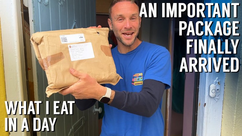 What I Eat In A Day : A Package Arrived!!